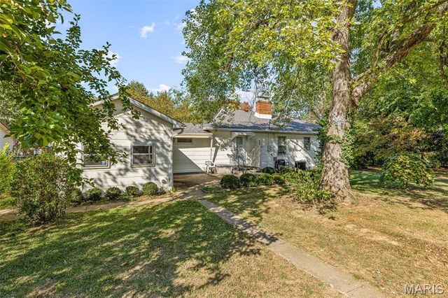 416 Locust Street, Desloge, MO 63601