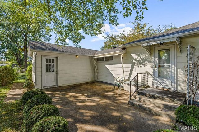 416 Locust Street, Desloge, MO 63601