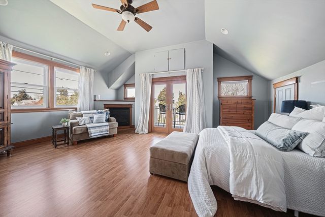 53 Shore Dr, Kingston, MA 02364