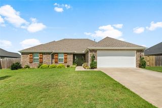 529 N Greylag, Farmington, AR 72730