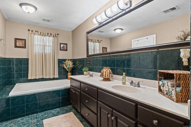 1714 Libby Road, Heber Springs, AR 72543