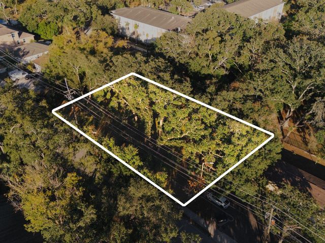 4913 N MACDILL AVENUE, Tampa, FL 33614