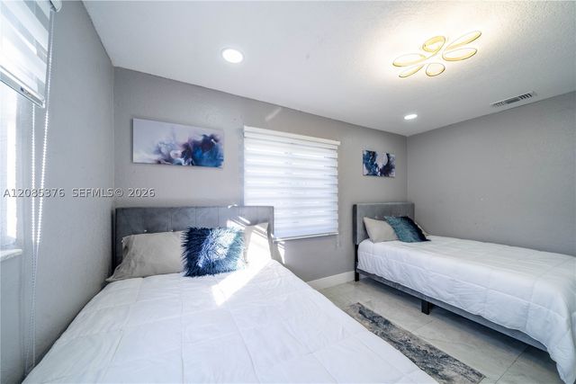 1650 SW 63rd Ter, North Lauderdale, FL 33068