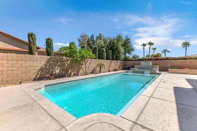 57730 Cantata Drive, La Quinta, CA 92253