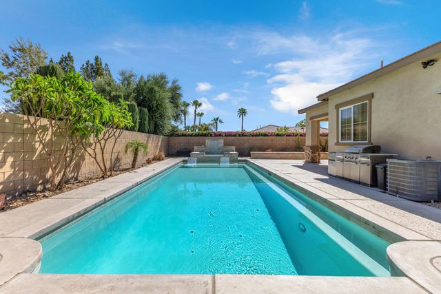 57730 Cantata Drive, La Quinta, CA 92253