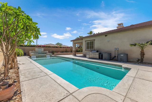57730 Cantata Drive, La Quinta, CA 92253
