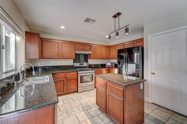 317 Greenleaf Glen Street, Henderson, NV 89014