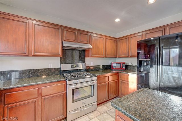 317 Greenleaf Glen Street, Henderson, NV 89014