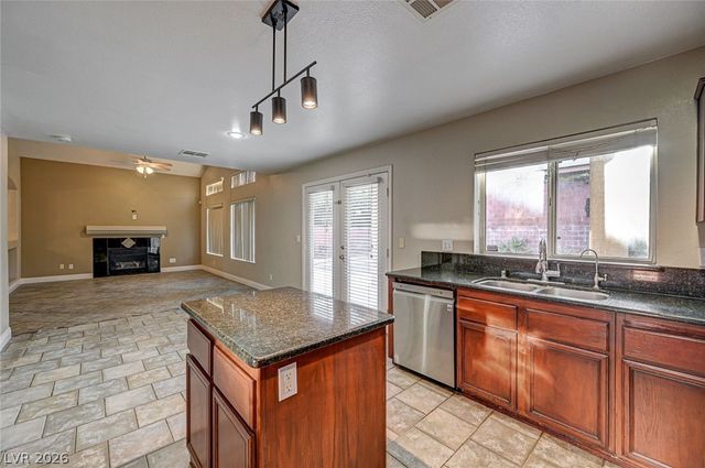 317 Greenleaf Glen Street, Henderson, NV 89014