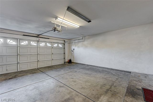 317 Greenleaf Glen Street, Henderson, NV 89014