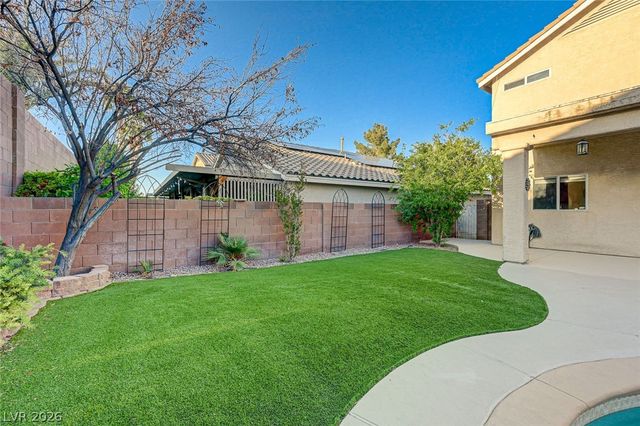 317 Greenleaf Glen Street, Henderson, NV 89014