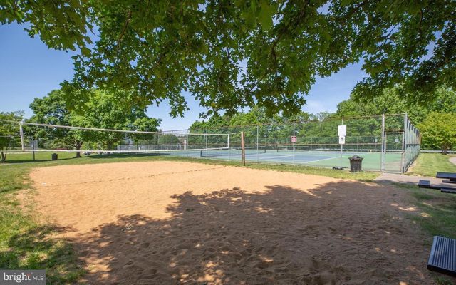 15646 MONTVIEW DR, Dumfries, VA 22025