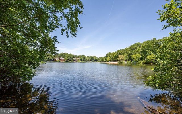 15646 MONTVIEW DR, Dumfries, VA 22025