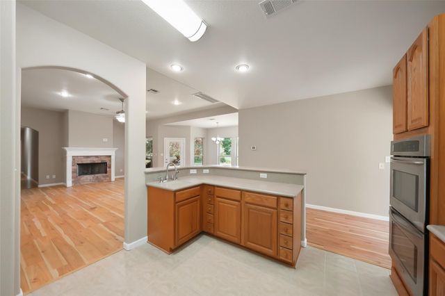 14255 Amber Lane, Montgomery, TX 77316