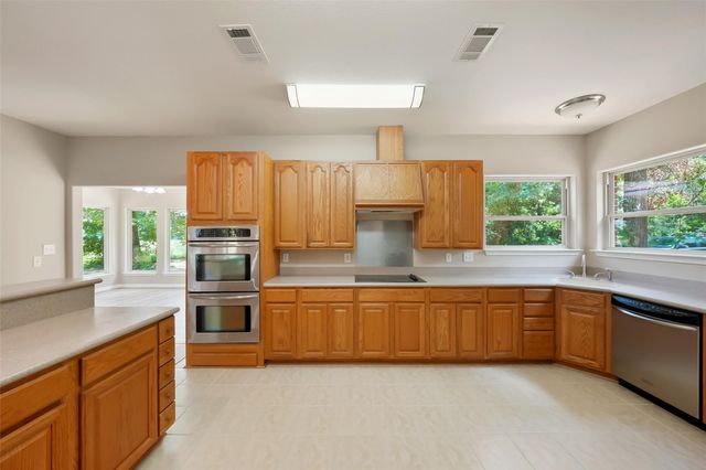 14255 Amber Lane, Montgomery, TX 77316