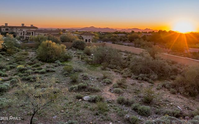 10025 E SIESTA Lane 3220, Scottsdale, AZ 85255