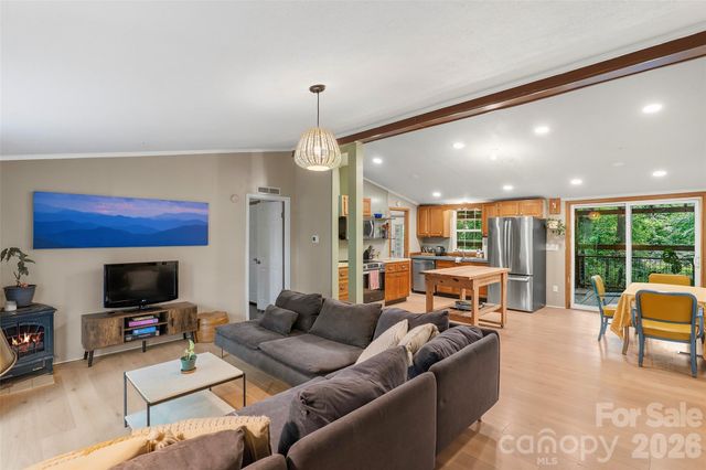 611 Turkey Creek Terrace, Leicester, NC 28748