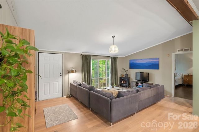 611 Turkey Creek Terrace, Leicester, NC 28748