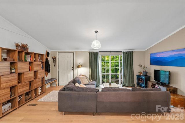 611 Turkey Creek Terrace, Leicester, NC 28748