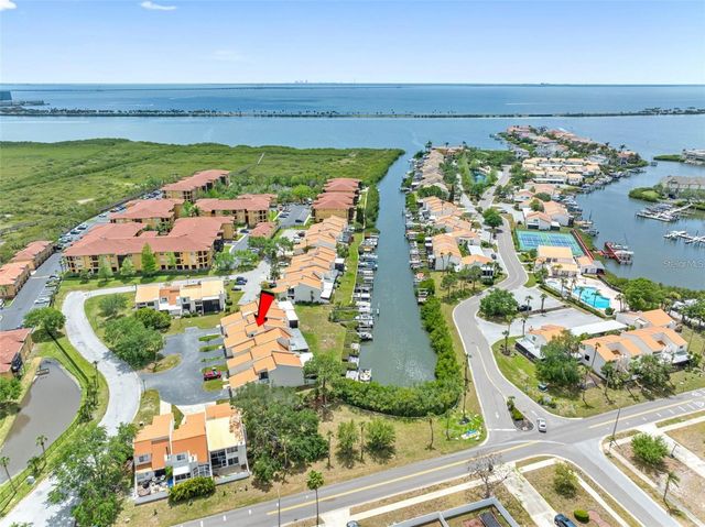 4306 SUNRAY COURT, Tampa, FL 33615