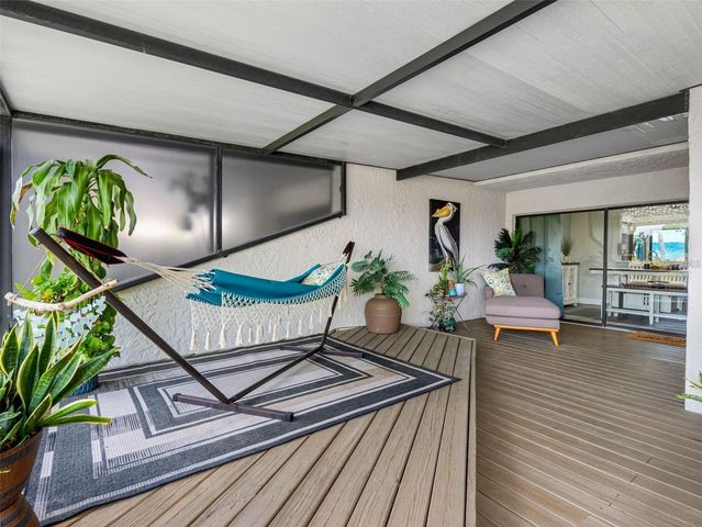 4306 SUNRAY COURT, Tampa, FL 33615