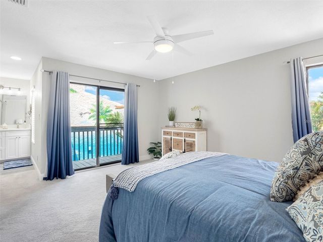 4306 SUNRAY COURT, Tampa, FL 33615