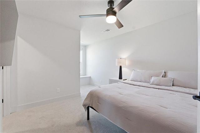 1628 SW Arborway Terrace, Lee's Summit, MO 64082