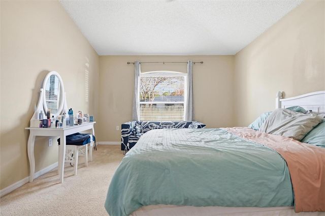 69 LONDON DRIVE, Palm Coast, FL 32137