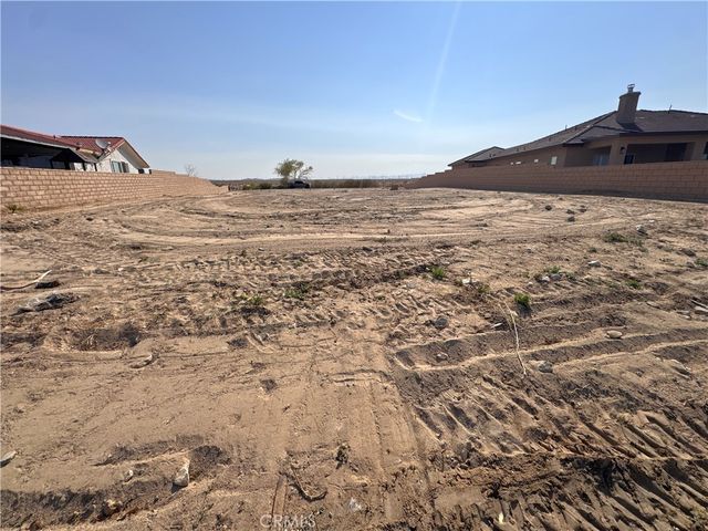 11315 Mountain View Road, Yermo, CA 92398