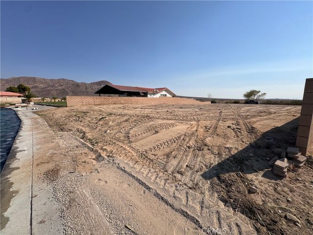 11315 Mountain View Road, Yermo, CA 92398