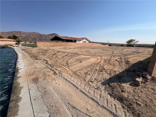 11315 Mountain View Road, Yermo, CA 92398