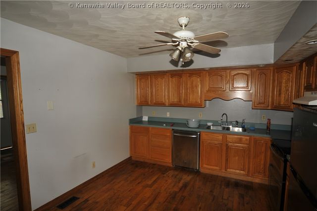 103-105 Cart Street, St Albans, WV 25177