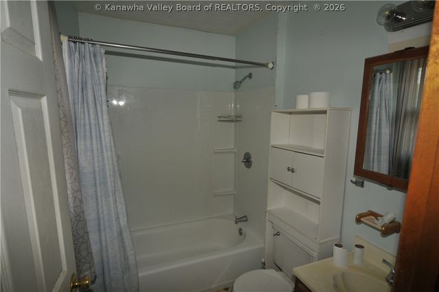 103-105 Cart Street, St Albans, WV 25177
