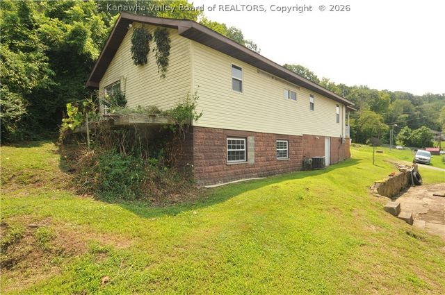 103-105 Cart Street, St Albans, WV 25177
