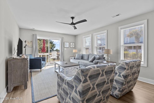 102 Fairfax Road, Emerald Isle, NC 28594