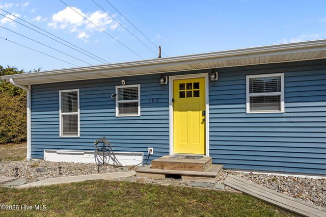 102 Fairfax Road, Emerald Isle, NC 28594