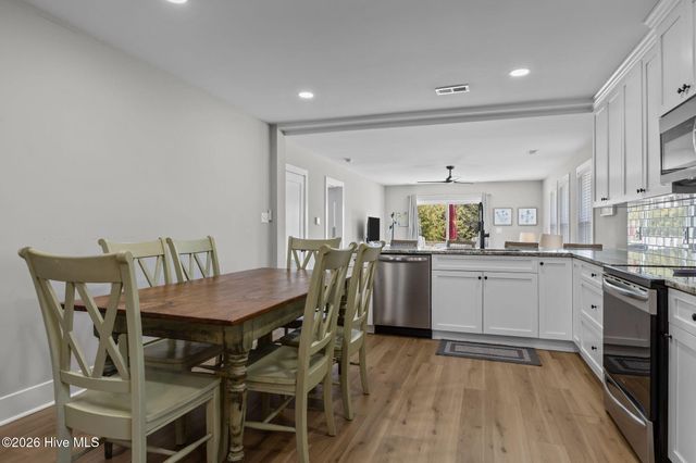 102 Fairfax Road, Emerald Isle, NC 28594