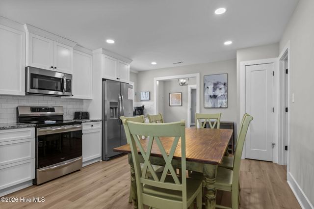 102 Fairfax Road, Emerald Isle, NC 28594