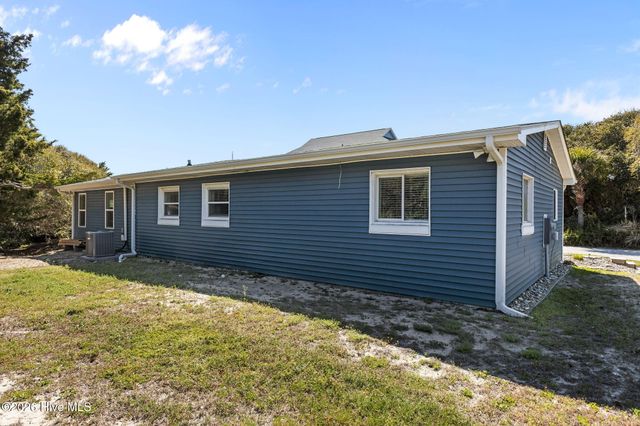 102 Fairfax Road, Emerald Isle, NC 28594