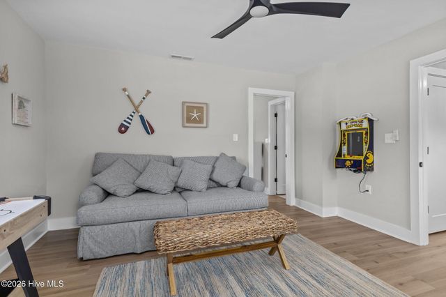 102 Fairfax Road, Emerald Isle, NC 28594