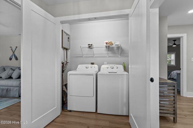 102 Fairfax Road, Emerald Isle, NC 28594