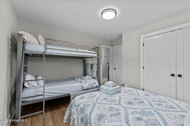 102 Fairfax Road, Emerald Isle, NC 28594