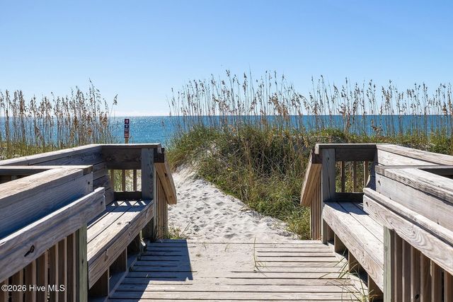 102 Fairfax Road, Emerald Isle, NC 28594