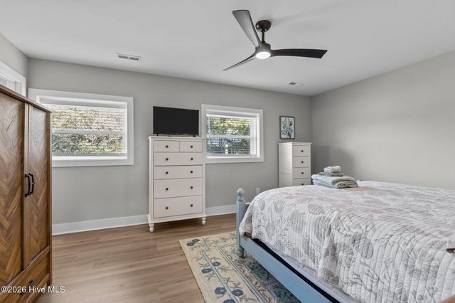 102 Fairfax Road, Emerald Isle, NC 28594