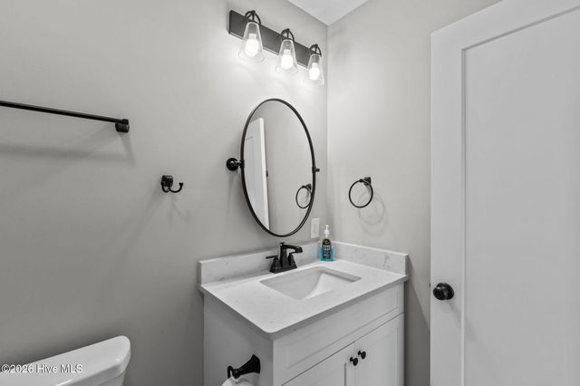 102 Fairfax Road, Emerald Isle, NC 28594