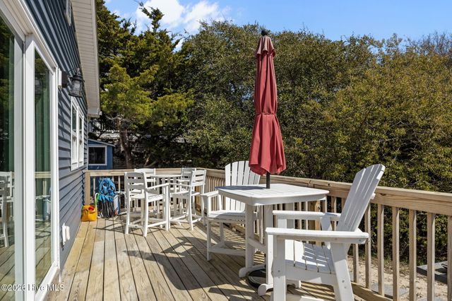 102 Fairfax Road, Emerald Isle, NC 28594