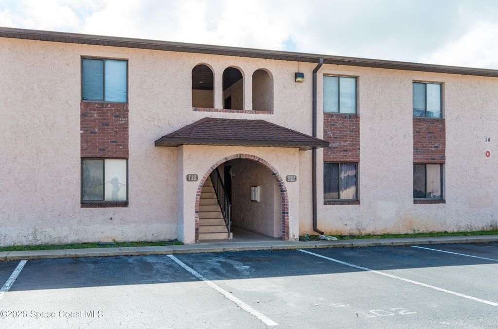 101 San Paulo Circle 14-101, West Melbourne, FL 32904