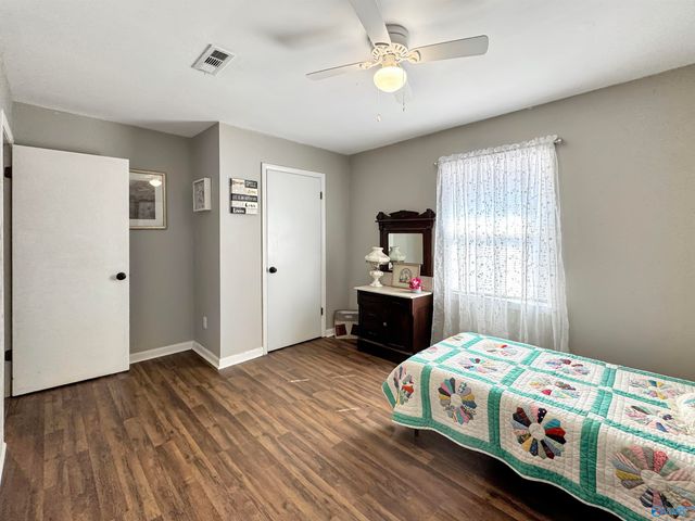 110 Tres Drive, Huntsville, AL 35811