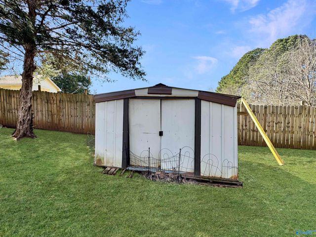 110 Tres Drive, Huntsville, AL 35811