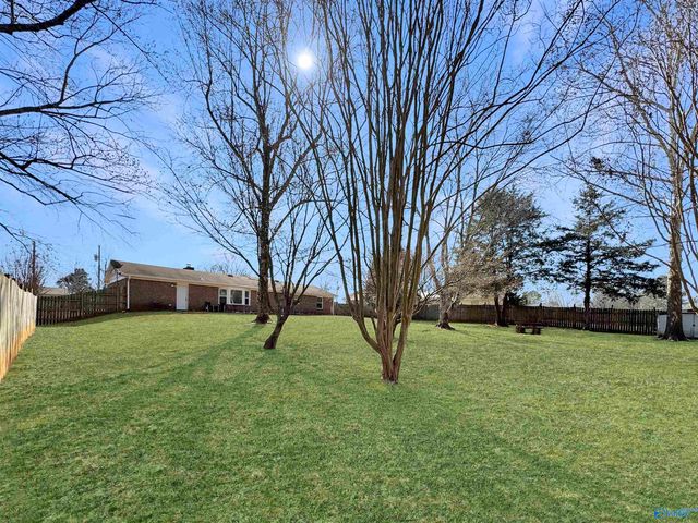 110 Tres Drive, Huntsville, AL 35811